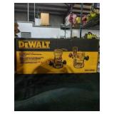 DEWALT 12 Amp Fixed and Plunge Base Router Kit