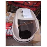 Amazon basics hooded cat litter box
