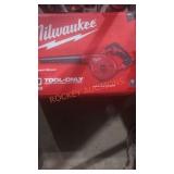 Milwaukee M18 Compact blower