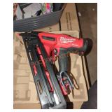 Milwaukee M18 fuel 15 gauge finish nailer