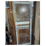 24"ï¿½65" Single-Hung Window with Blinds