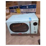 Retro .7 cu. Ft. Microwave Oven