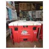 Milwaukee 22 in. Packout 40 qt. XL Cooler