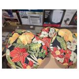 Aloha Black Floral 15 in. Round Outdoor Seat