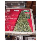7.5 ft Wesley Long Needle Pine Led pre-lit tree