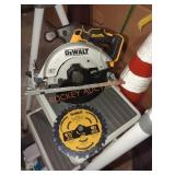 DeWalt 20v XR 6-1/2" brushless circular saw