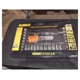 DeWalt 37pc 3/8 ratchet and socket set