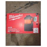 Milwaukee Axis M12 Heated XL Vest