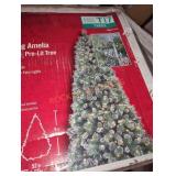 9ft sparkling led pre lit tree