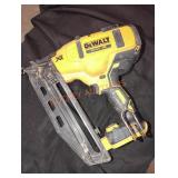DeWalt 16ga angled finish nailer