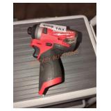Milwaukee 1/4" impact driver M12