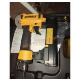 DeWalt 18 ga finish Stapler