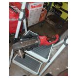 Milwaukee M18 Super Hawg 1/2" right angle drill