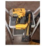DeWalt 21° plastic collated framing nailer 20v