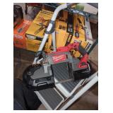 Milwaukee M18 deep cut variable speed band saw