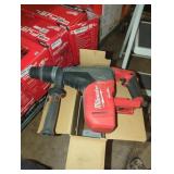 Milwaukee 1-9/16" SDS rotary hammer M18