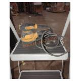 DeWalt 5" variable hook & loop orbit sander