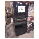 Magic Chef 10.1 cu. ft. Top Freezer Refrigerator