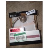 Delta Cassidy Towel Ring