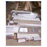 Mixed Flooring Skid Lot