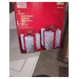 2 piece Icicle Shimmer Twinkling Led gift boxes