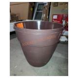 The HC Companies 12" Belle Pot. Assorted Colors.