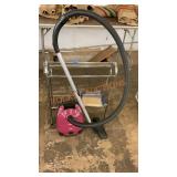 Misc. household lot( sweeper,towel rack)