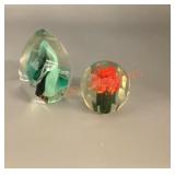 Glass paperweights lot ( 1 signed )