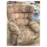 Rocking recliner camouflage  print