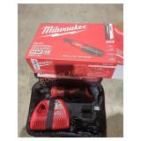 Milwaukee M12 3/8" ratchet kit