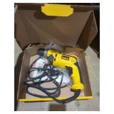 DeWalt 3/8" keyless chick drill