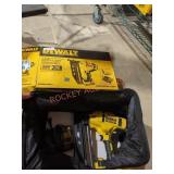 DeWalt 16 g angled finish nailer with charger