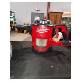 Milwaukee 18V Compact Vacuum