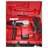 Milwaukee 1-9/16" Rotary Hammer