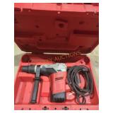 Milwaukee 1 -9/16" SDS- max rotary hammer kit