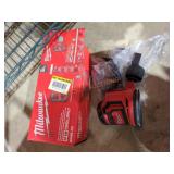 Milwaukee M18 random orbit sander