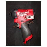 Milwaukee 12V ï¿½" Impact Driver