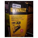 DeWalt 30ï¿½ Paper Collated Framing Nailer Kit