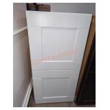 30"Wï¿½12"Dï¿½15"H White Bridge Cabinet