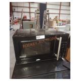 Summit microwave black 700 W