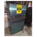 Summit 3.2 cu ft mini fridge