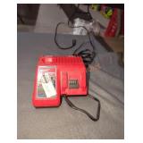 Milwaukee M12/M18 charger