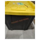 Storage bin 27gal, black W/ yellow lid, damaged