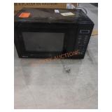 Magic Chef 0.7 cu.ft. 700-Watt Countertop