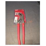 Milwaukee 12" smooth jaw pliers
