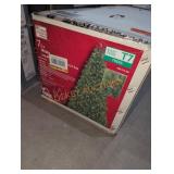 7.5 ft Wesley Long Needle Pine Led pre-lit tree