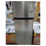Vissani 7.1 cu. Ft. Top freezer Refrigerator