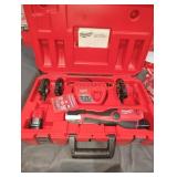 Milwaukee M12 force logic press tool 1/2"-1" kit