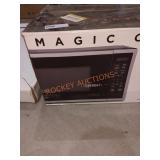 Magic Chef 0.9 cu.ft. 900-Watt Countertop