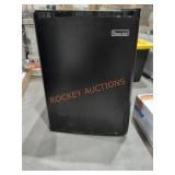Magic chef mini fridge 24 1/2"H x 17 1/2" W x 19"